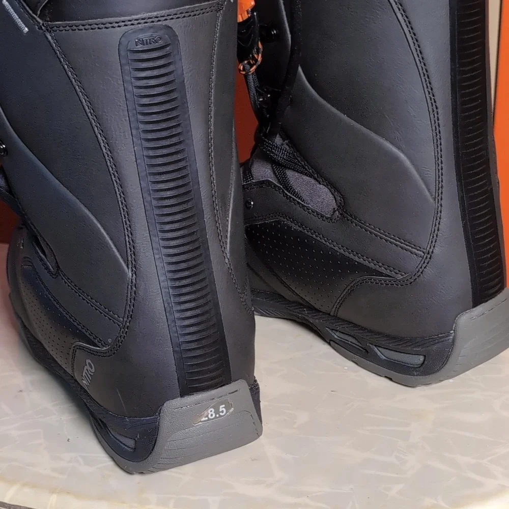 Nitro Venture TLS Men's Snowboard Boots Black Size 10.5 Quick-Lace 2017